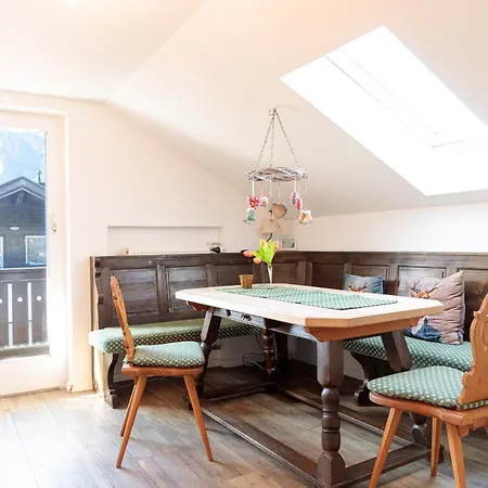 Bergzeit * גרמיש-פרטנקירכן